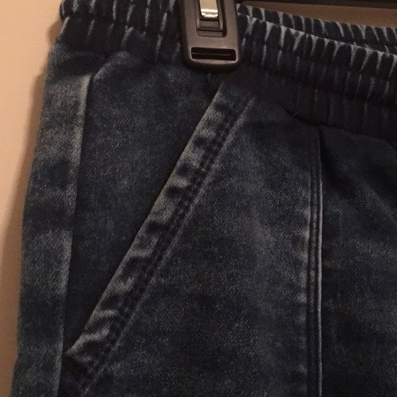 NWOT Denizen boyfriend jogger jeans - Picture 5 of 6